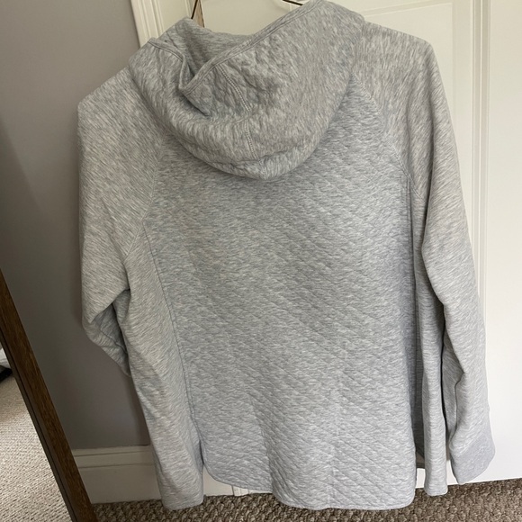 L.L.Bean Quilted Sweatshirt W’s - Picture 2 of 3